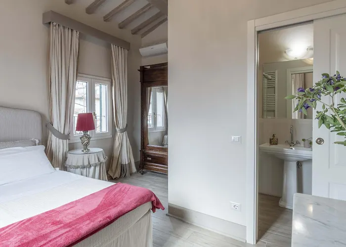 David - Michelangelo